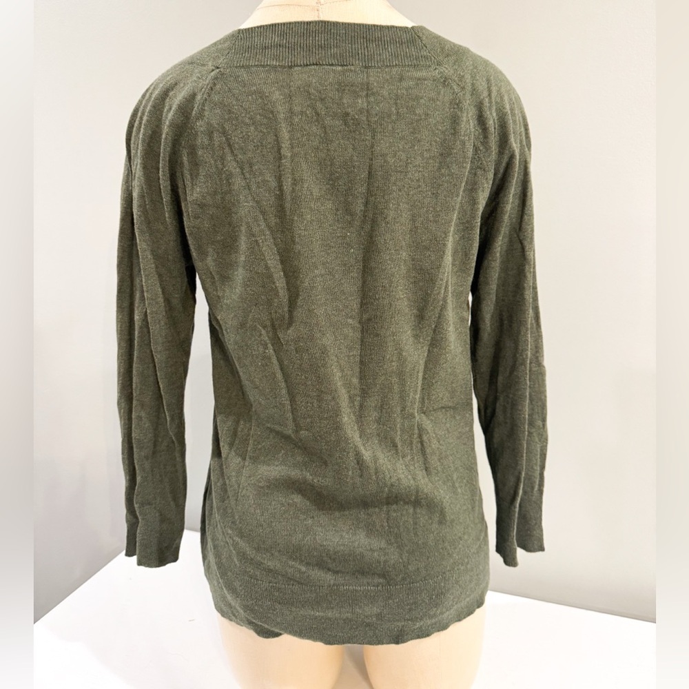LOFT Olive Green Crew Neck Sweater Ribbed Cuffs and Waist size small - Picture 2 of 3